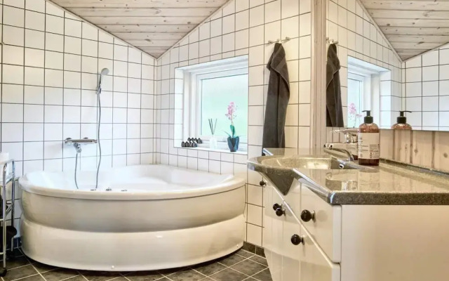 5 Star Holiday Home in Allinge