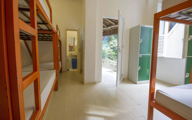 Rio Forest Hostel