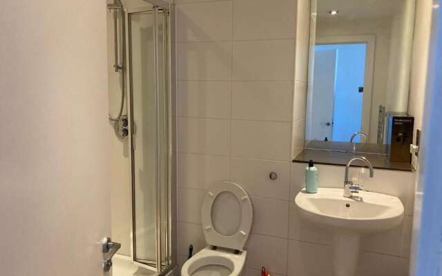 Zenith City Centre Apartment - Stay Longer and Save