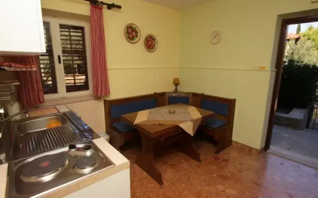 Apartments Spacious Summer House