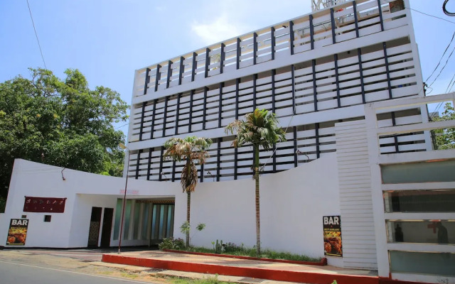 OYO 256 Subash Hotel