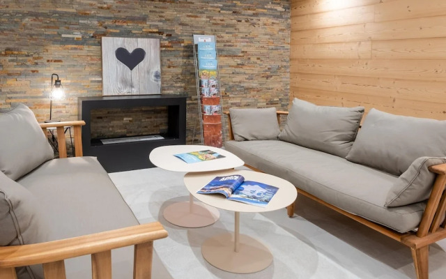 Nice Apartment With Balcony