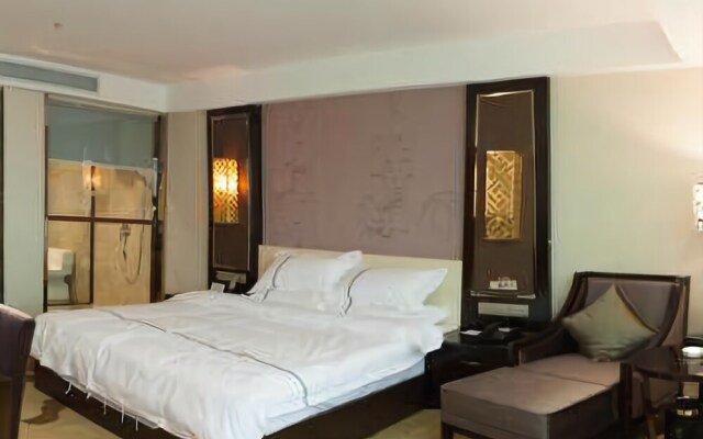 Jiade Huangguan Hotel