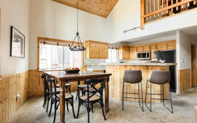 Summit Cabin 2 - Jackhorn