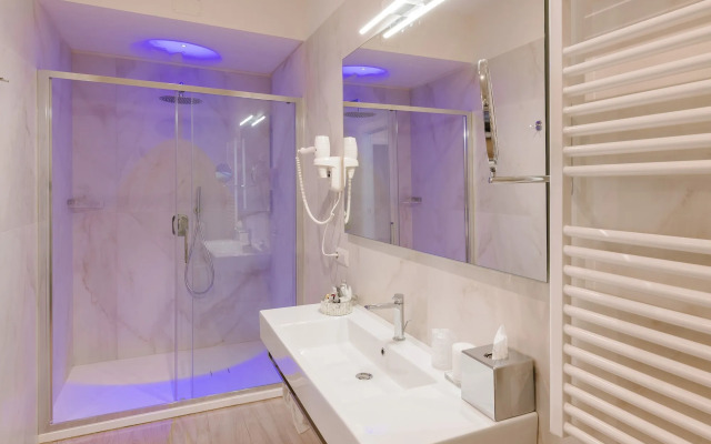 Rhea Silvia Luxury Navona