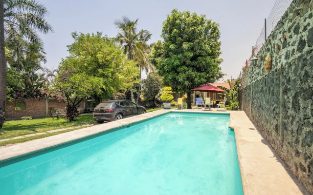 Vacation house with pool - Temixco 2 BR