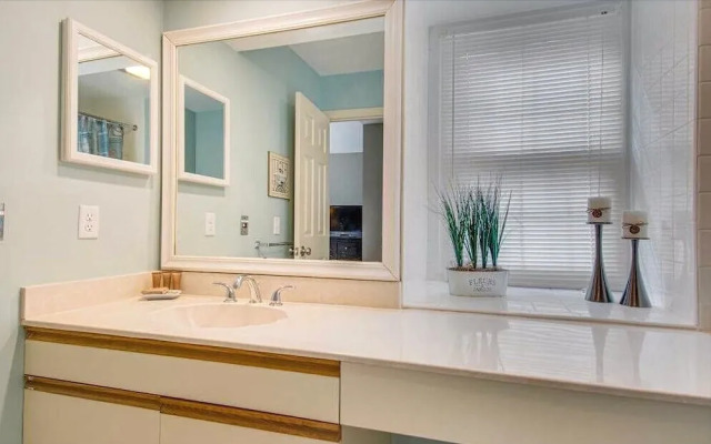 Evian 208 by RedAwning