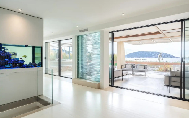 The Every Athens Beachfront Retreat