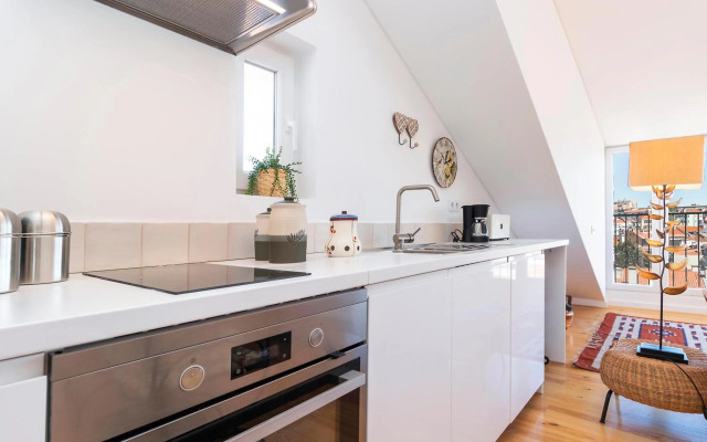Lusitano Top Floor Apartment