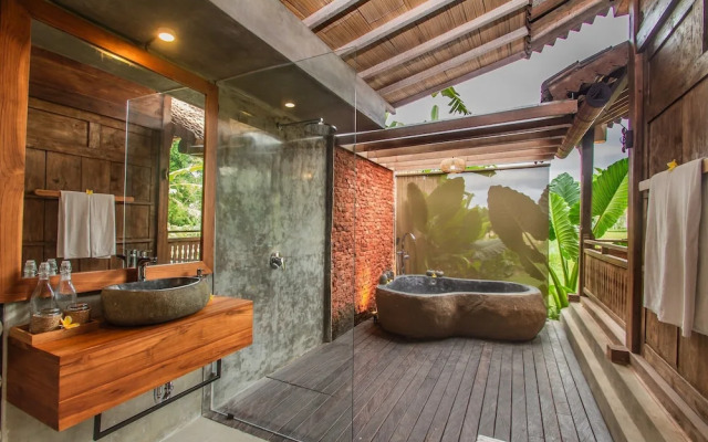 TUJUH Angel by GenuineHost