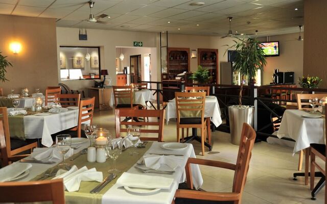 Protea Hotel by Marriott® Midrand Samrand