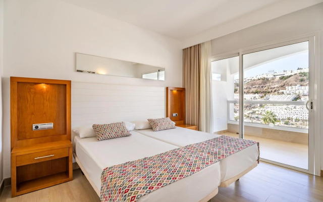 Altair Apartamentos