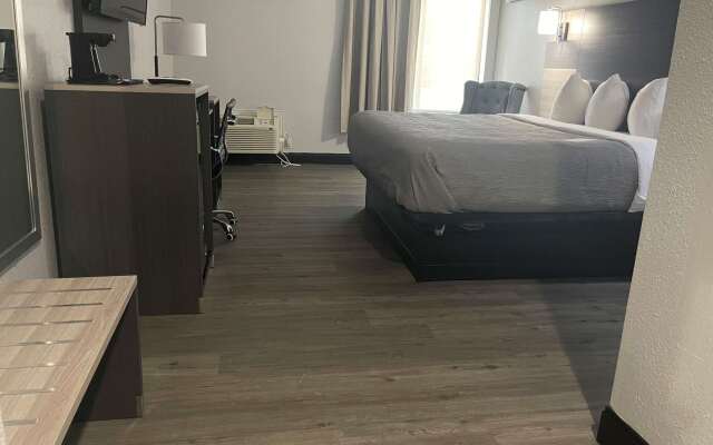 Quality Suites Abilene Mall Area