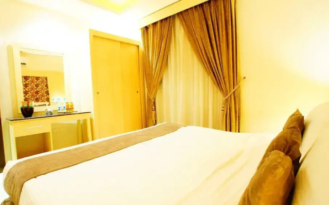 Sama Al Qasr Khorais