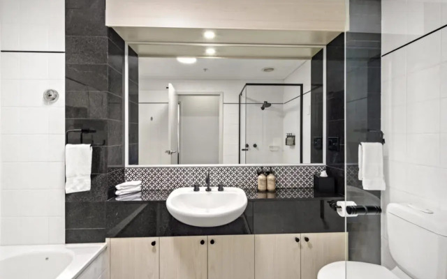 Melbourne City Suites