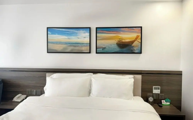 Luxury Phoenix Hotel