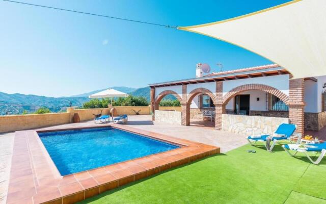 Villa Panoramica Torrox by Ruralidays