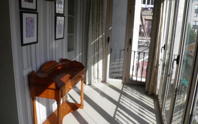 Apartaments Sant Jordi Girona 97