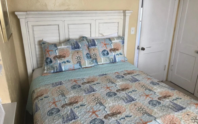 Misty Isles Redington Beachfront Suite 1