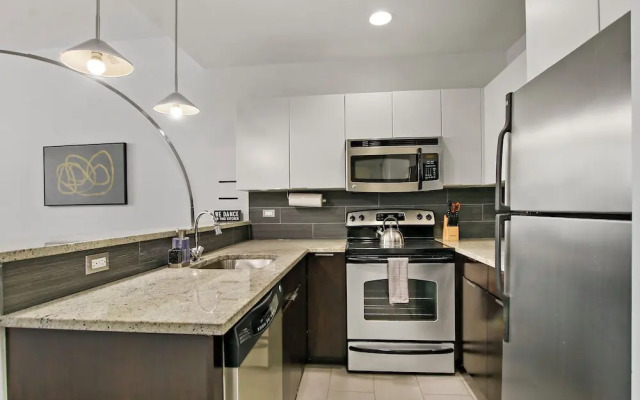 Bright Studio - Del Prado 706