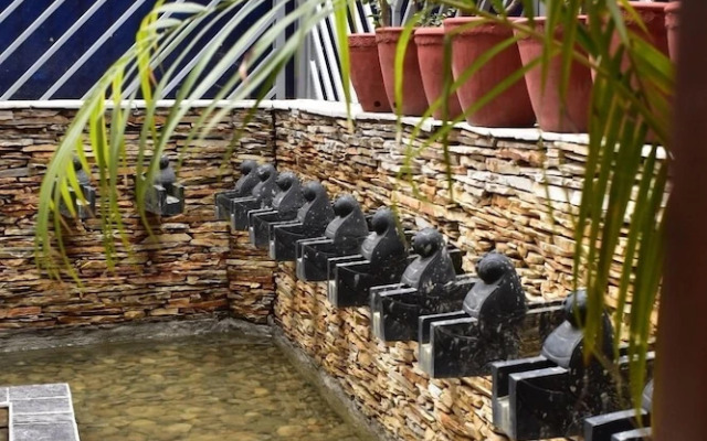 Dees Boutique Hotel