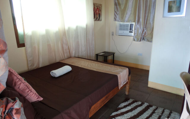 Royal Paradise Guesthouse