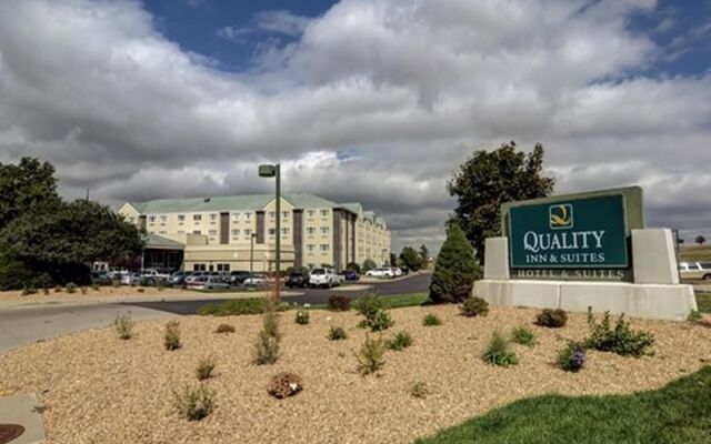 Crystal Inn Hotel & Suites