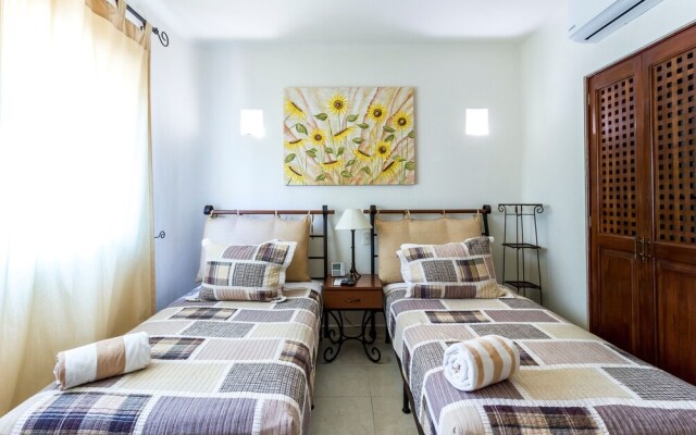 Playa Kaan 25 By Vimex