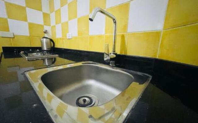 Al Rakaez Tourist Hostel