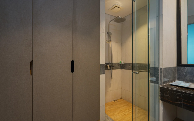Anara Airport Hotel