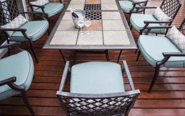 Waves Guest House & Twin Okes Self-Catering