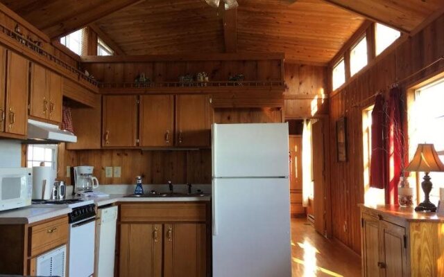 Black Walnut Point Inn