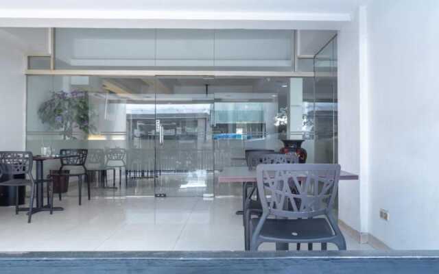 OYO 3811 Best Inn Hotel