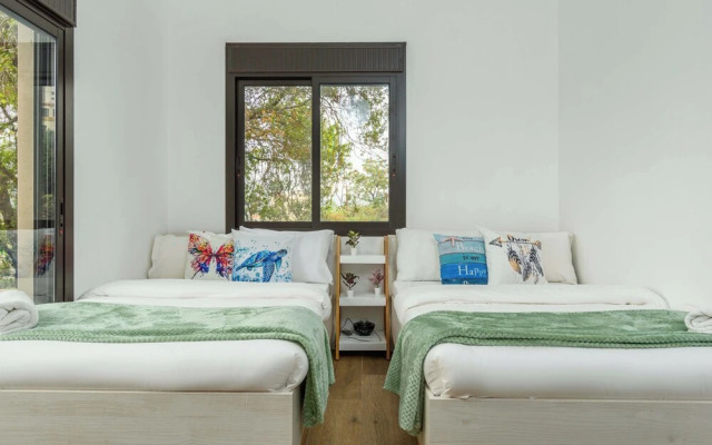 Vista 2-Bedroom Apartment in Batroun
