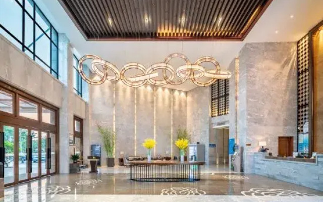 Tianyi International Hotel (Nandujiang Meilan Airport Branch)