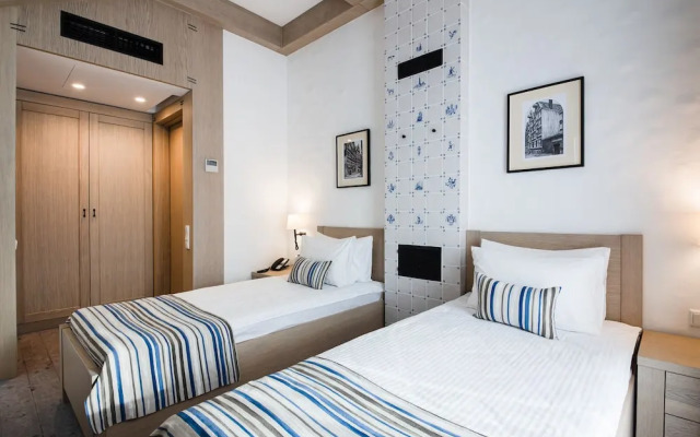 Отель AmstelSki