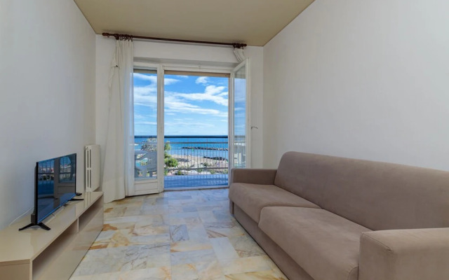 Grattacielo Vittoria 9 sea Front