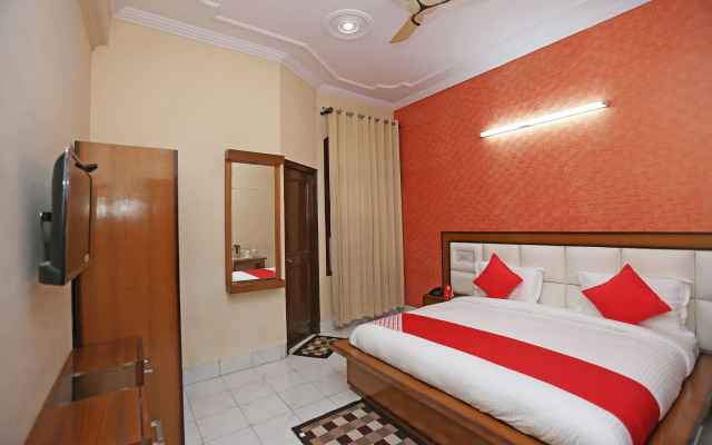 Oyo 16761 Rk Regency