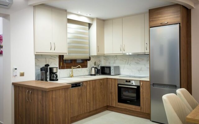 Pefkohori Golden Mountain Beach Villas