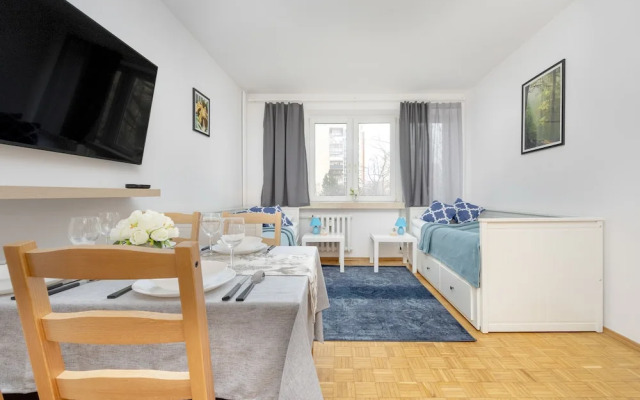 Apartment With Three Bedrooms by Renters