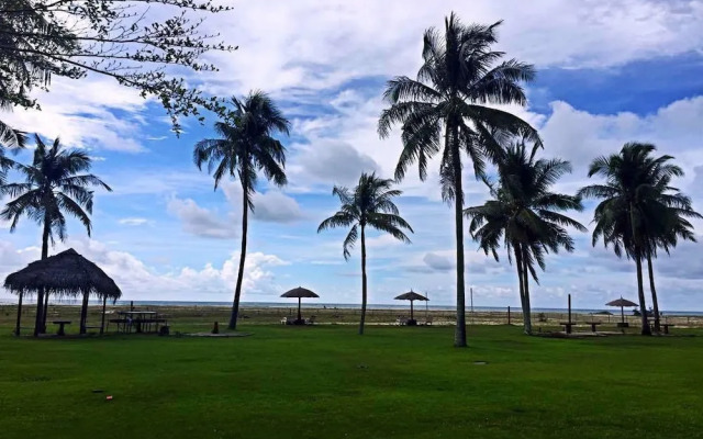 Raintree Beach & Golf Resort