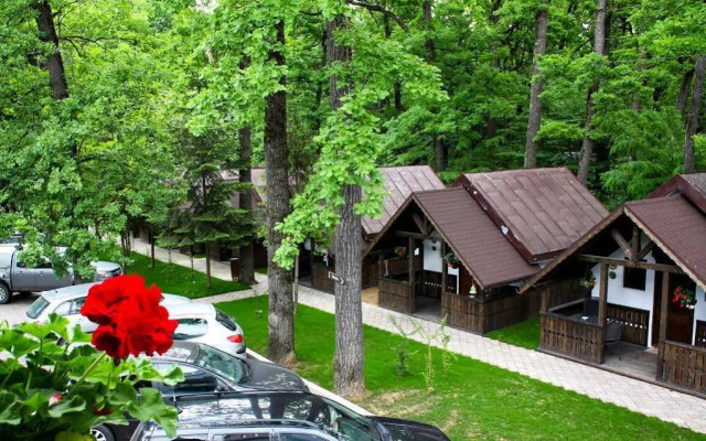 Cornul Vanatorului Bungalows