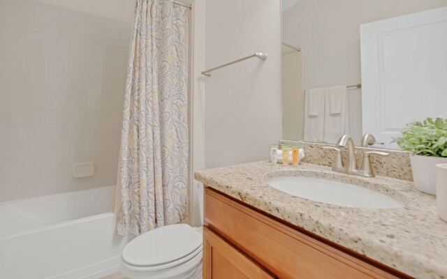 5421 Solterra Circle