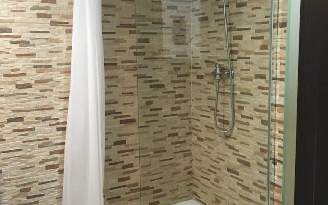 Laramond Barcelona Rooms