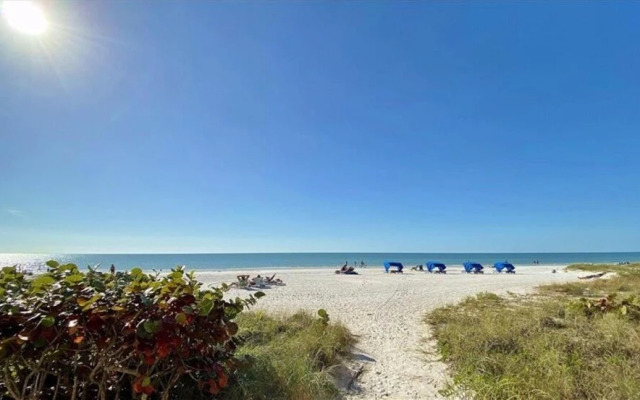 Chateaux 106 by Teeming Vacation Rentals