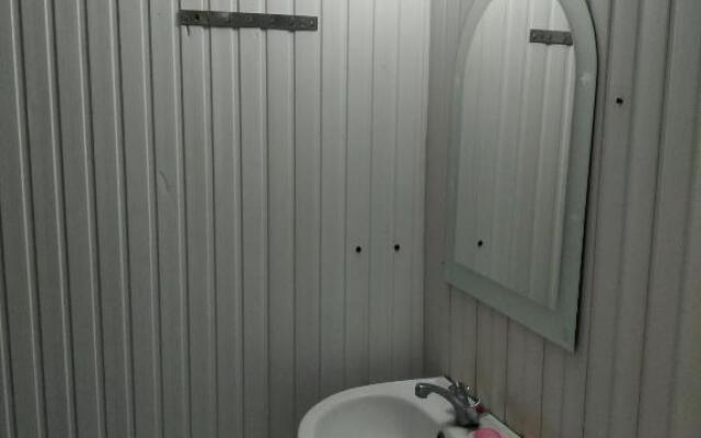 Roin Guest House