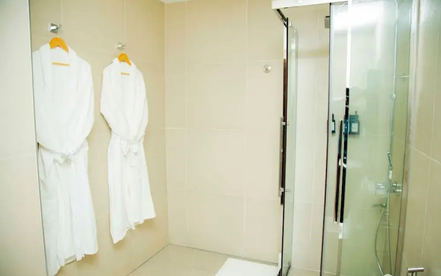 New Amaan Hotel