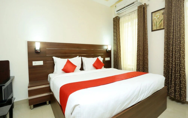 OYO 16812 Hotel Padippurayil