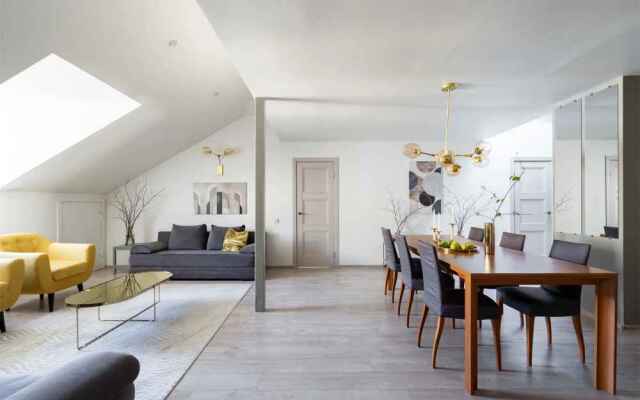 Letyourflat Atrium