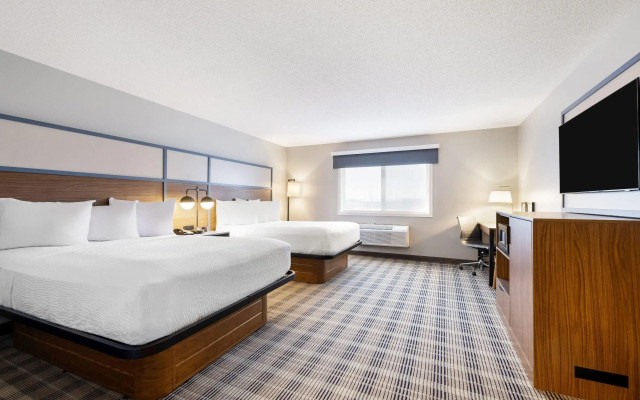 AmericInn by Wyndham Valley City - Conference Center
